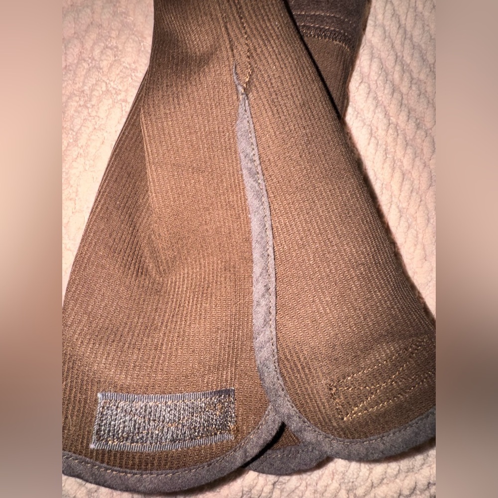 Goode Rider Knee Patch Riding Breeches size 32R. - Picture 3 of 13